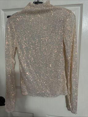 Boutique Sequin Long Sleeve Top- Cream/ Iridescent Small